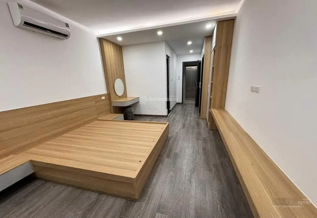 Bán nhà 5 tầng 1 tum Thanh Lương, Hai Bà Trưng - 40m2, full nội thất, ngõ ôtô, giá 10.9 tỷ