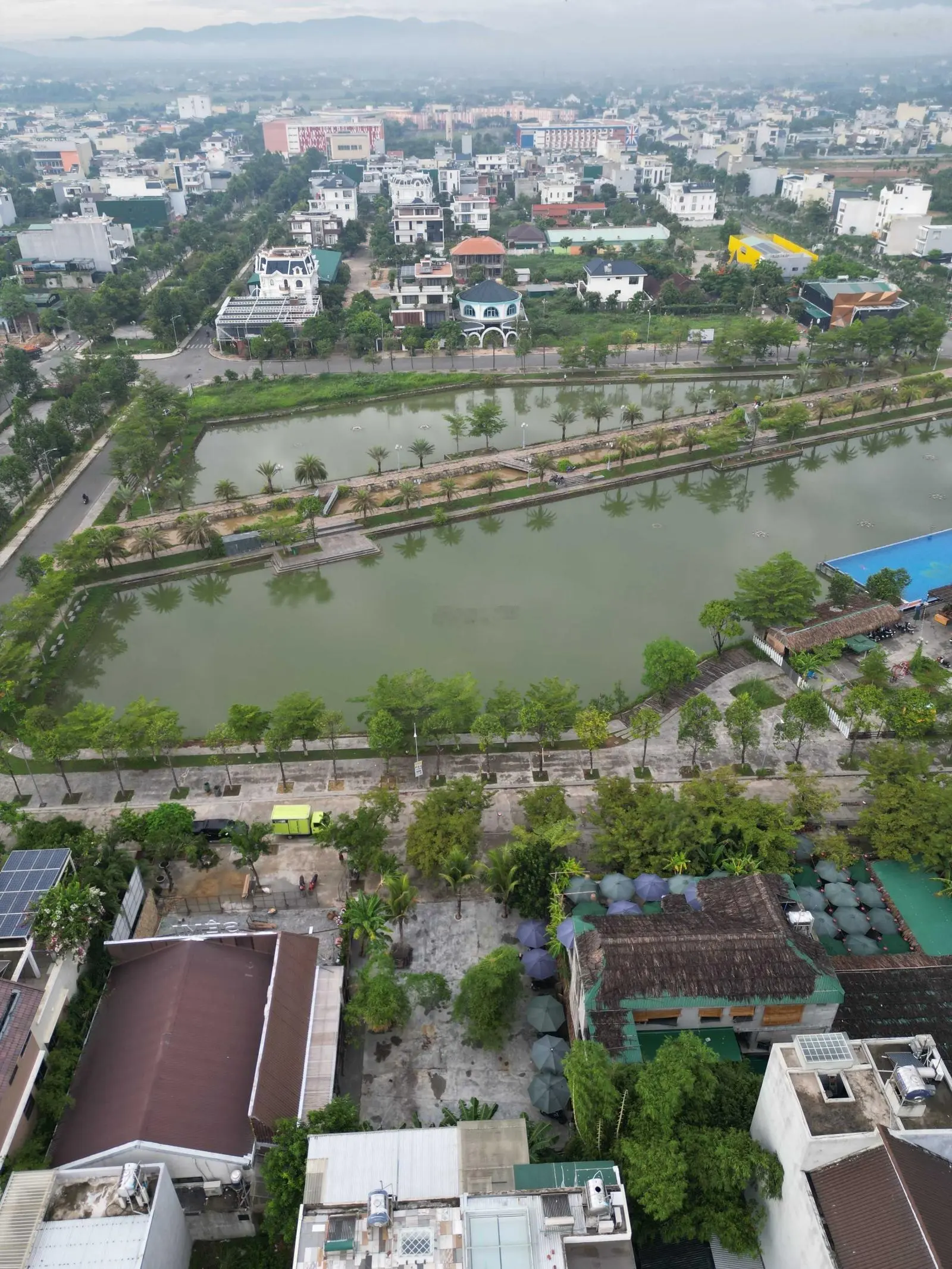 Bán đất mặt tiền Trương Quan Cận lô sạch đẹp đối diện công viên
