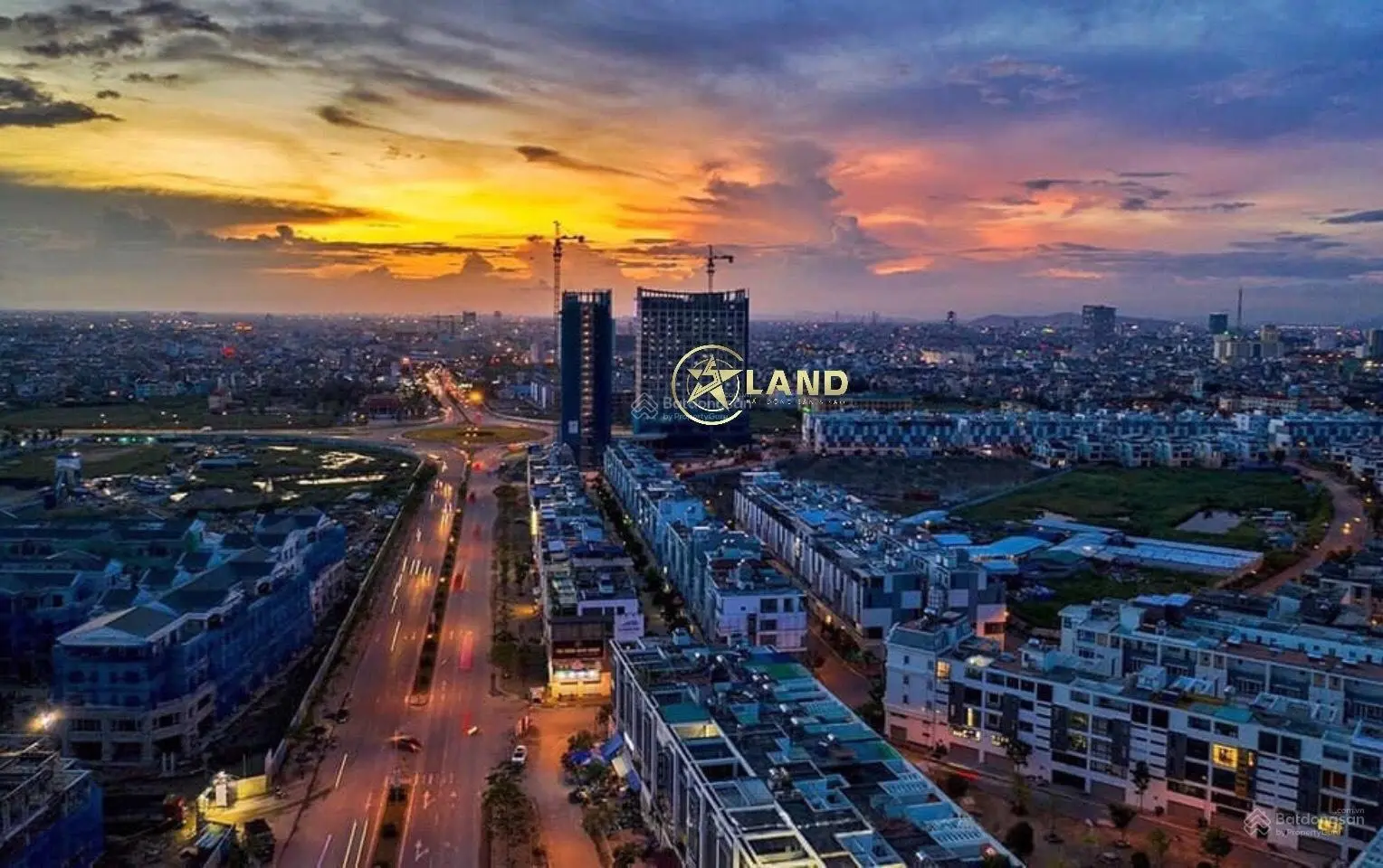 Bán đất đường Võ Nguyên Giáp, DT 500m2, mặt tiền 20m, phù hợp xây tòa nhà văn phòng, khách sạn