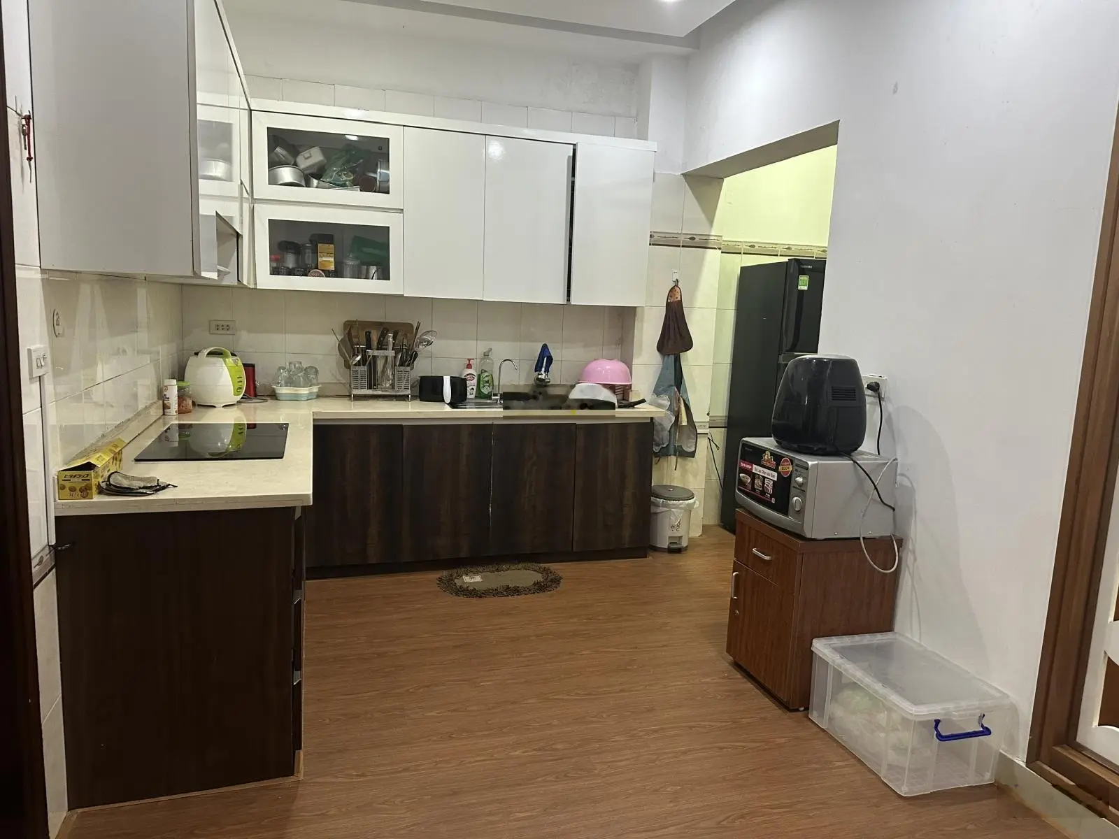 Hot! Bán nhà 3 tầng mặt phố Đặng Quốc Chinh, TP Hải Dương - giá chỉ 4, xxx tỷ