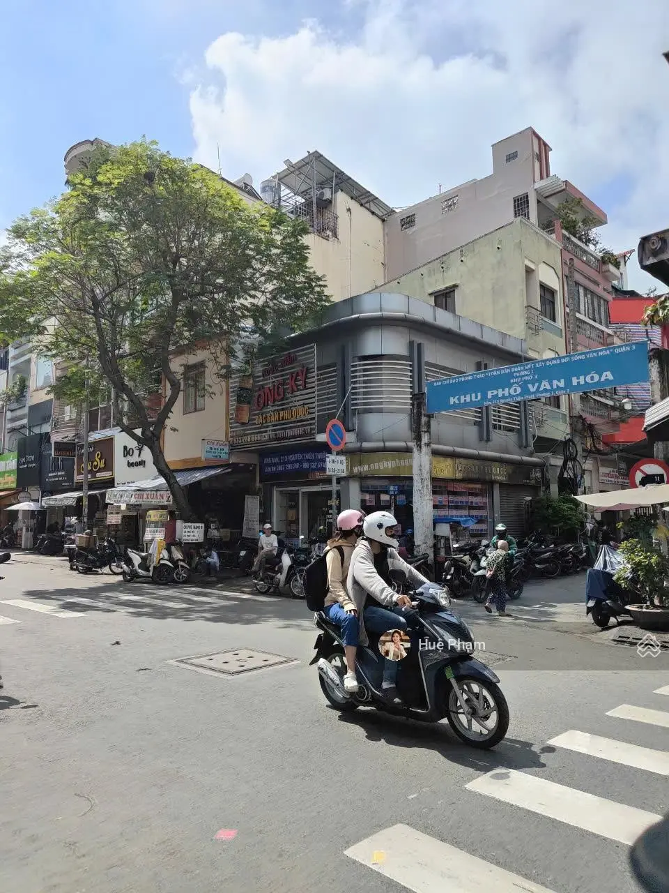 Bán gấp nhà 2 mặt tiền 213 Nguyễn Thiện Thuật, P1, Quận 3. GIÁ 12 TỶ CHỐT