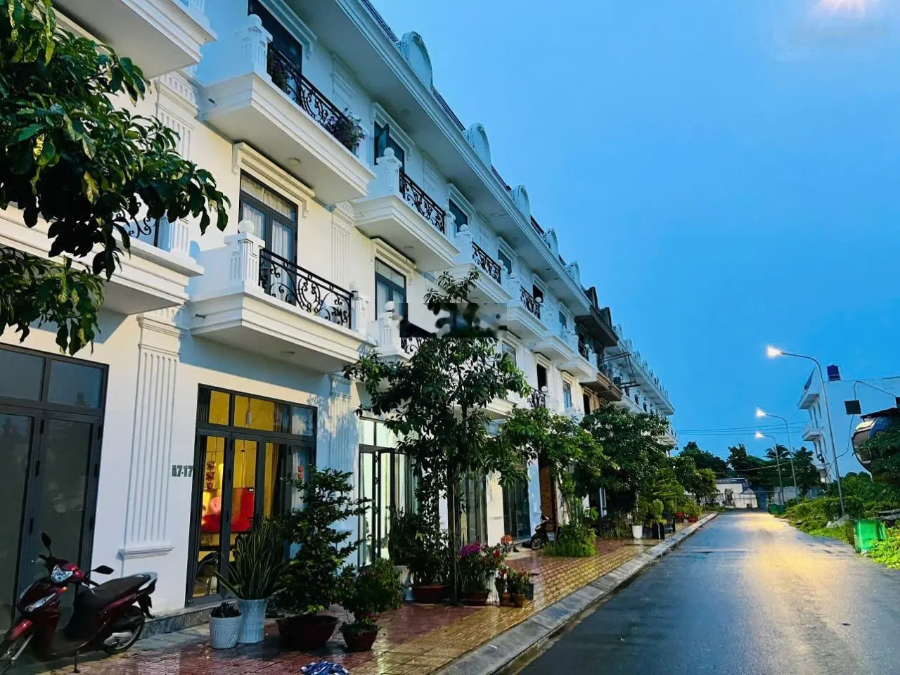 Bán nhà phố thô tại xã Sơn Đông, Tp Bến Tre 69,7 m (1 trệt 2 lầu) gần ST Go Bến Tre