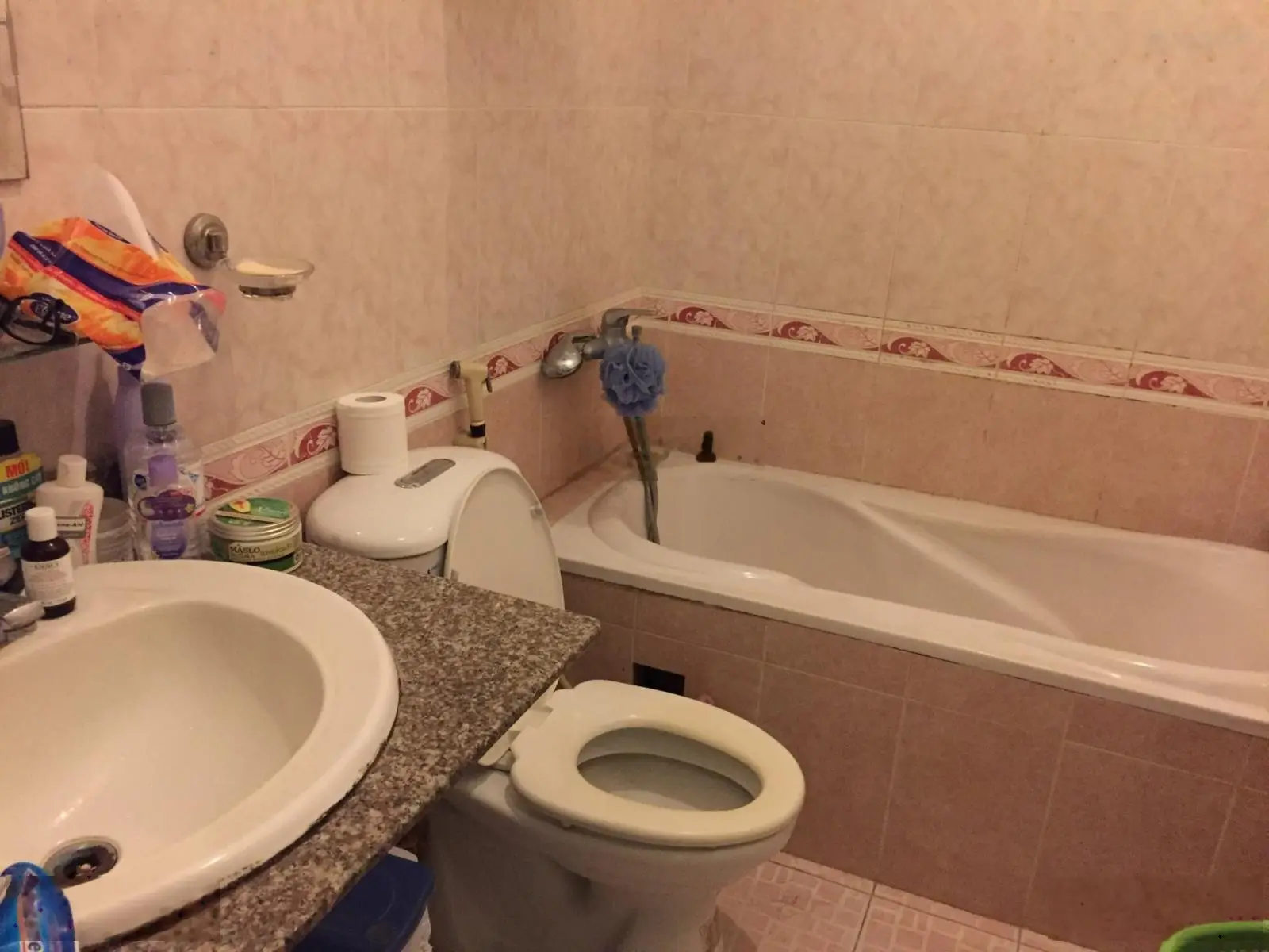 Chính chủ cần bán nhanh căn nhà 2,5 tầng phố Đội Cấn - Trung Tâm Ba Đình, giá cực kỳ hợp lý.