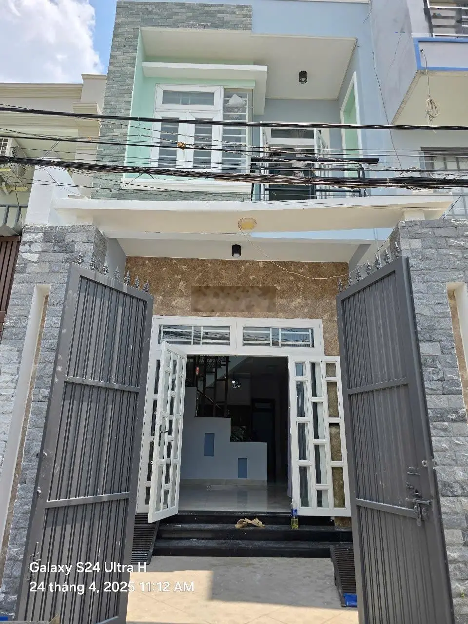 Nhà hẻm Phan Văn Hớn, TTN, Q12. DT: 4x18. Đúc 1 lầu