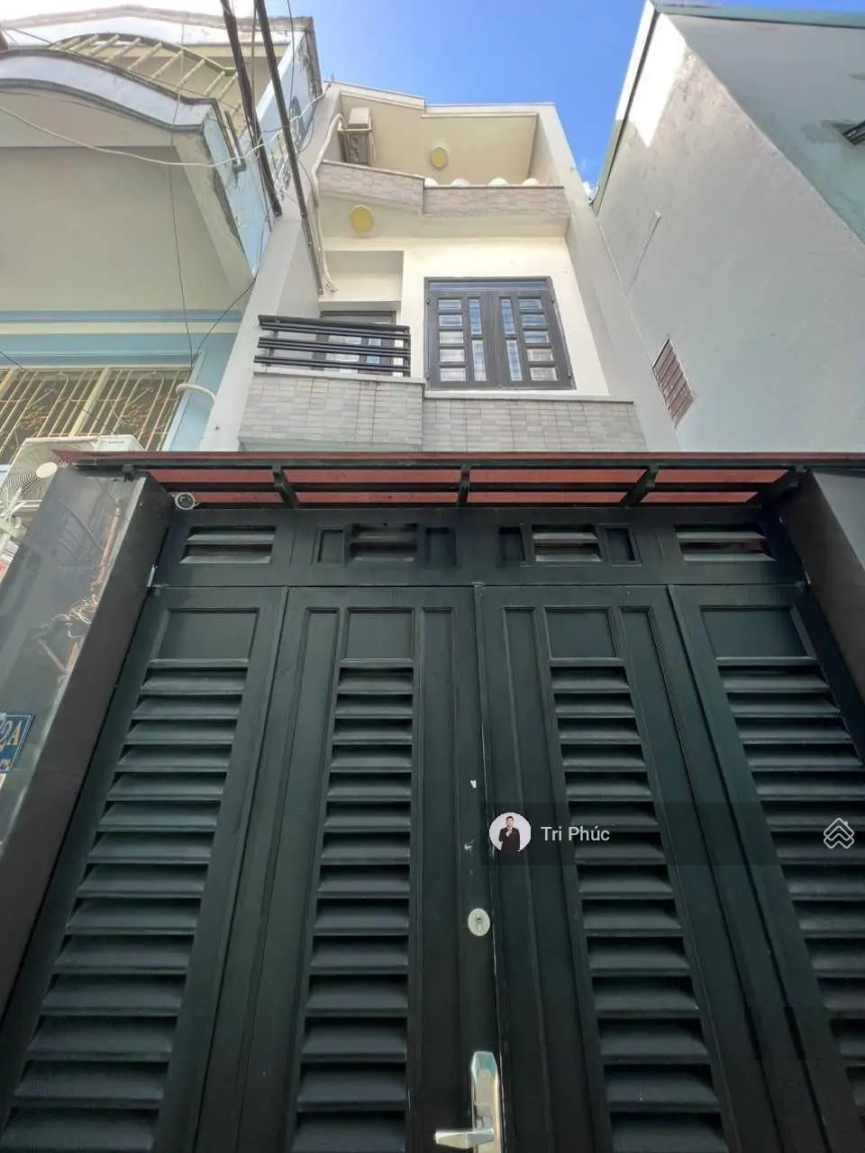 Gấp bán, nhỉnh 5 tỷ có nhà 4 tầng đúc, 3pn, 40m2, hẻm thông Nguyễn Văn Trỗi, Phường 15, Phú Nhuận
