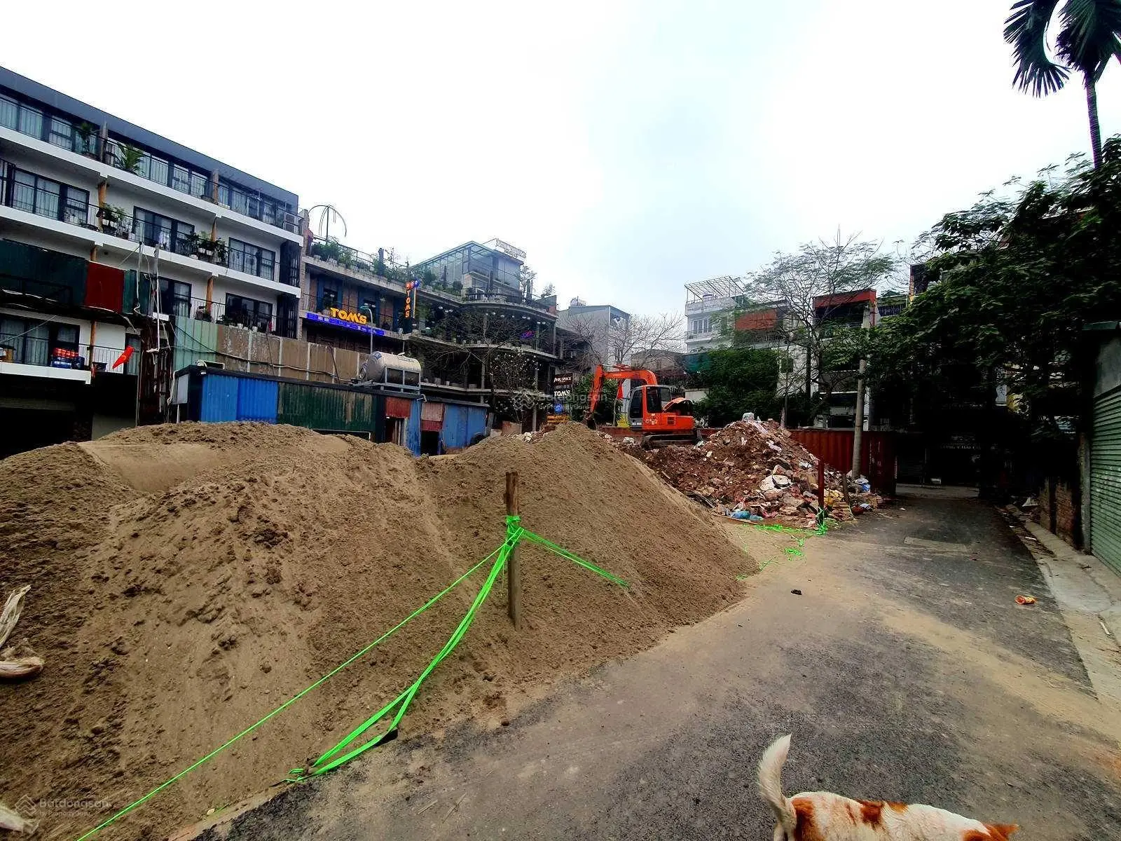 Mảnh đất vàng trung tâm Ba Đình Đội Cấn, DT 300m, ô tô, xây tòa VP, khách sạn, giá tốt