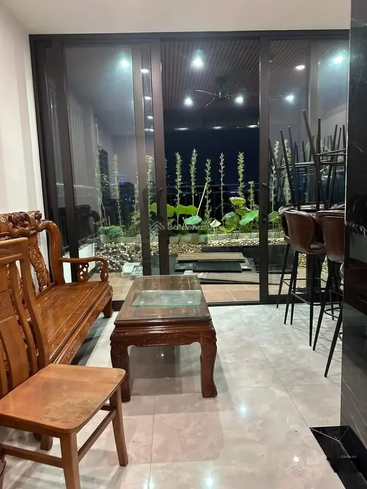 Mặt phố Nguyễn Khả Trạc - Mai Dịch. Vỉa hè, hai thoáng. 66m2 x9 tầng thang máy. MT 4.4m giá 24.5 tỷ