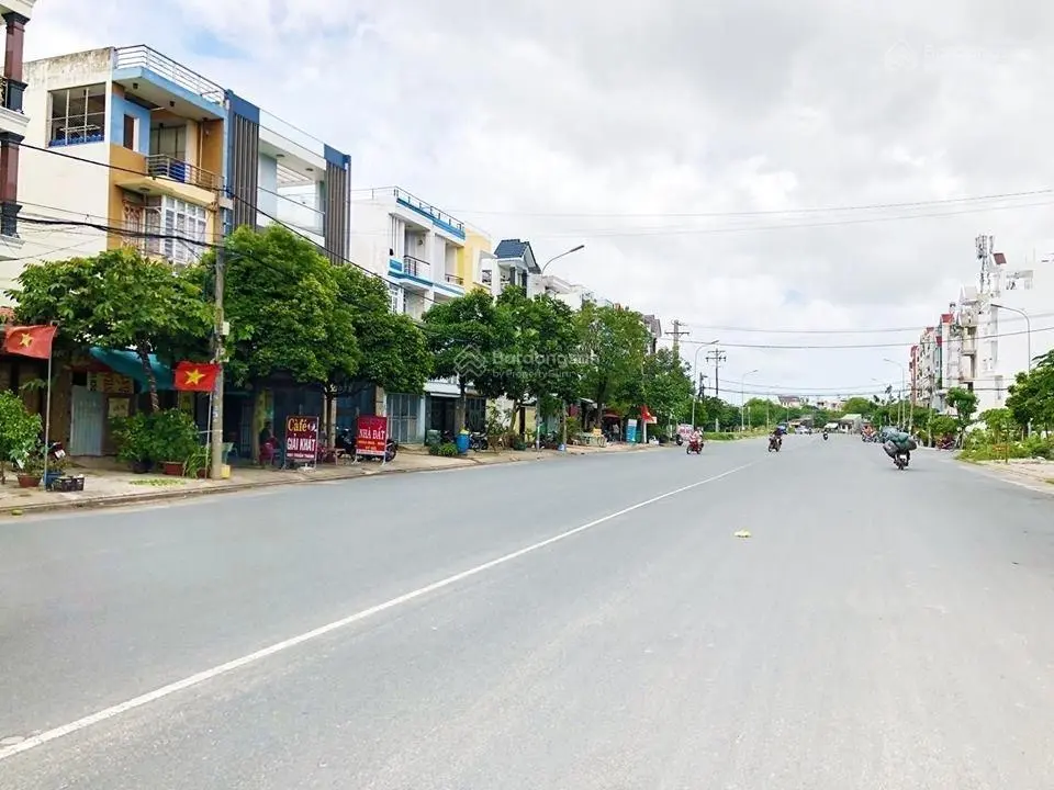 Giảm mạnh 45%. Bán đất đường Phan Văn Mãng - Bến Lức, 100m, 110m2, 130m2,..... gần chợ Thuận Đạo