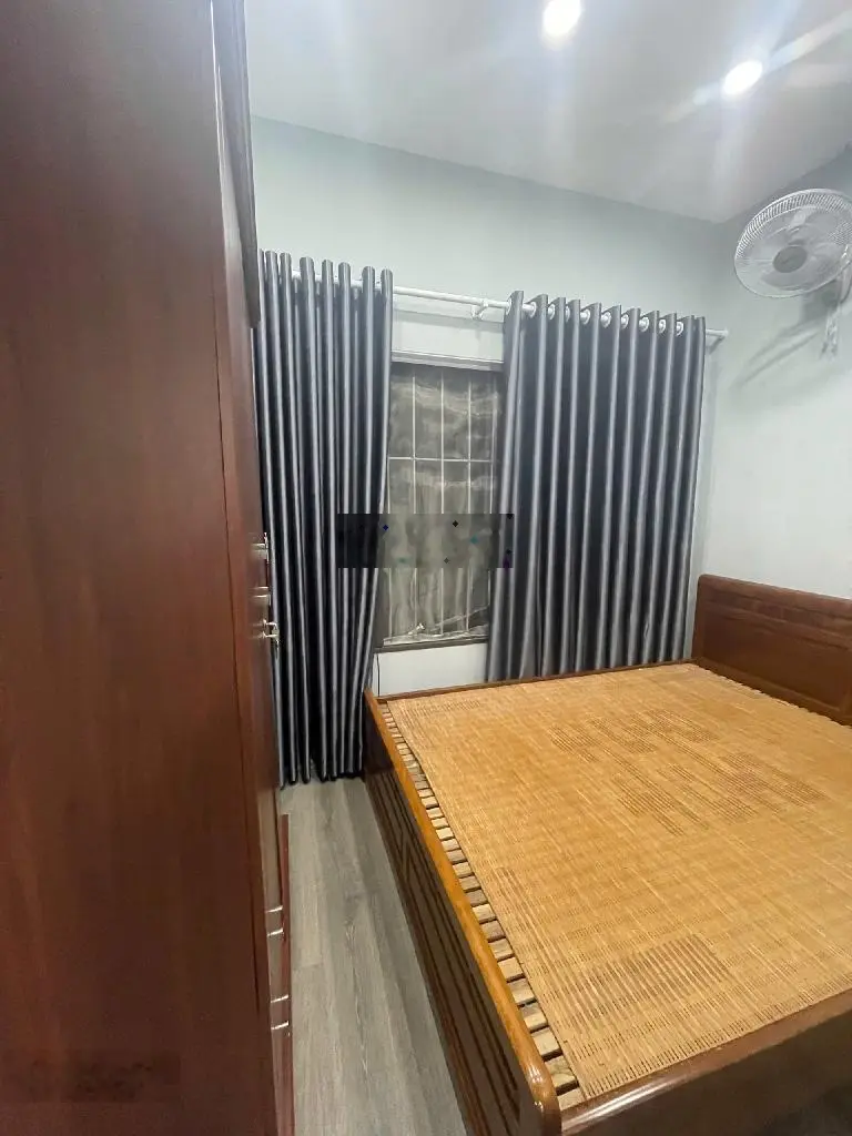 Bán gấp nhà tập thể vĩnh hồ 24/50m 2,65 tỷ, 2 pn,gác xép, ngõ đẹp rộng thoáng,ở luôn