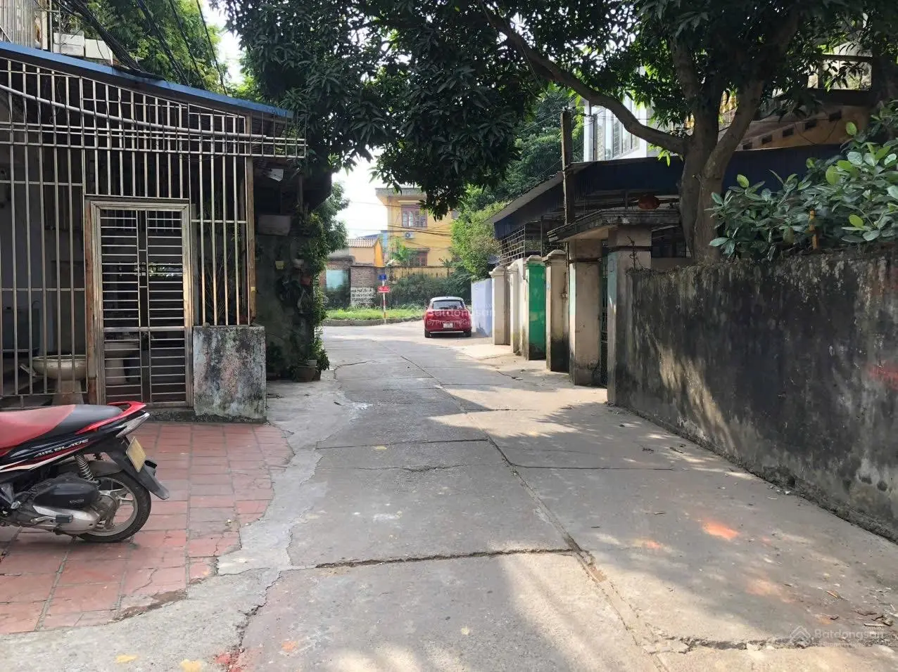 Cần bán lô đất diện tích 103m, full thổ cư với đầy đủ tiện ích, nằm ngay gần chợ Dốc Hanh Gang Thép