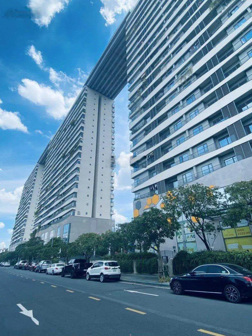 Bán CC Diamond Lotus Q8, 2PN, 2WC (79m2), full nội thất, đã có sổ giá: 4,3tỷ