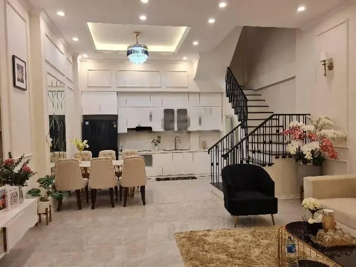 Bán nhà Minh Khai - Trương Định - Ô tô đỗ gần - 62m2 - Full nội thất. Giá: 8,5 tỷ. LH: 0779 548 ***