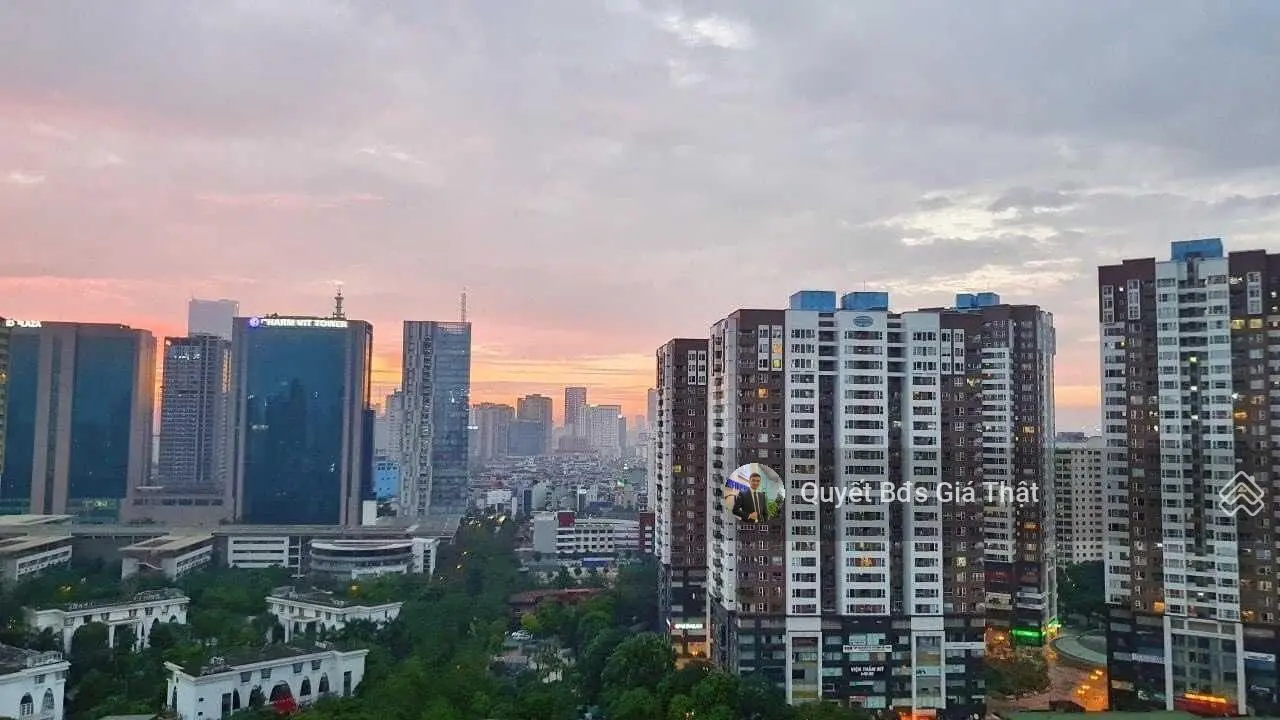 (Giá thật) chính chủ bán căn 103,6m2 3 phòng ngủ 2 vệ sinh full nội thất mới đẹp CC Hei Tower