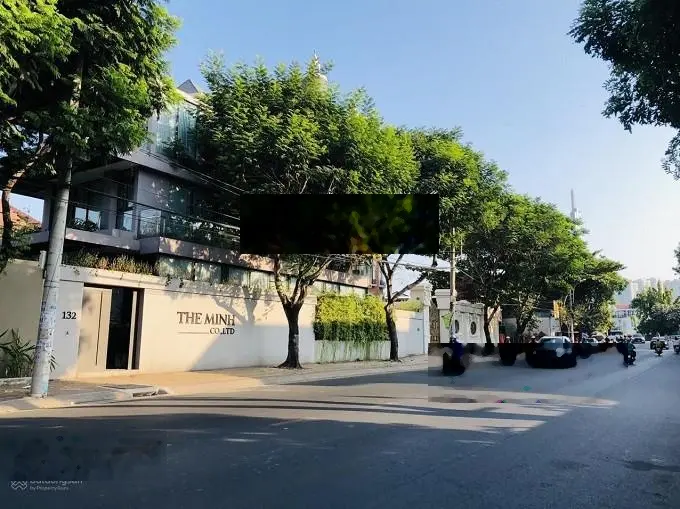 Hót hót hót giảm mạnh 40 tỷ chốt trong tháng 4 này. Villa Nguyễn Văn Hưởng 430m2 hầm 3 tầng cao cấp