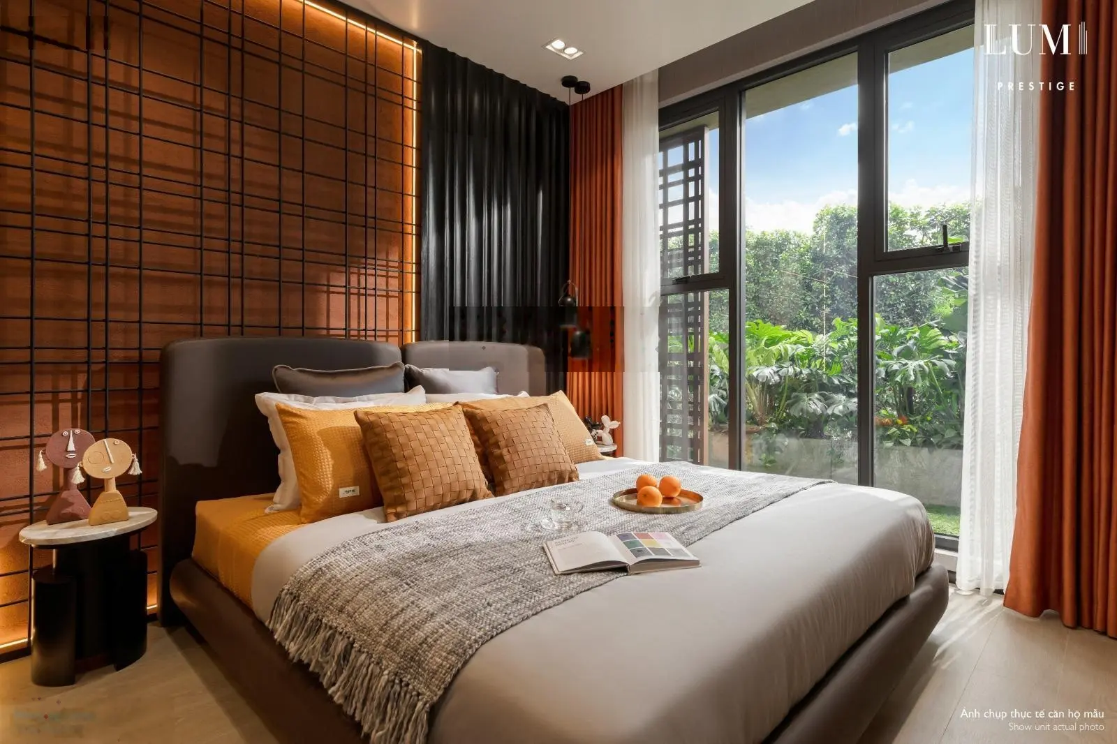 Chủ nhà cần bán 2PN góc 63m2, ban công Đông Nam view thoáng giai đoạn 1 giá tốt, LH 0987 235 ***