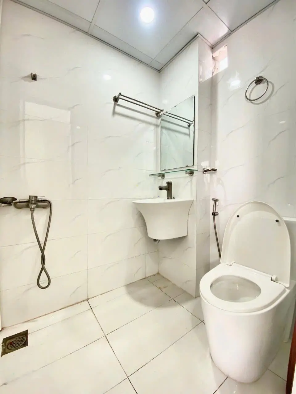 Bán tòa CCMN 85m2*8T, 20 căn 1 ngủ 1 khách giá 20.5 tỷ Lê Quang Đạo, Nam Từ Liêm