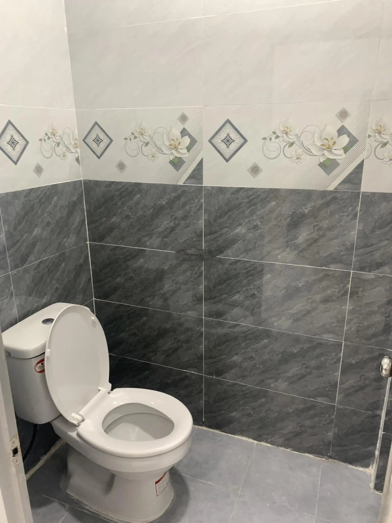 Bán nhà Hòn Nghê - gần trường Đại Học Thái Bình Dương - Nha Trang 1 tỷ 850 Nở hậu đường ô tô thông