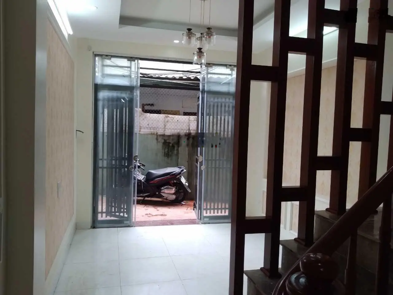 Bán nhà Vĩnh Ninh DT 40m2, XD 5 tầng 4PN, ngõ ô tô nhà dân XD giá 3.65 tỷ, LH 0985 636 ***