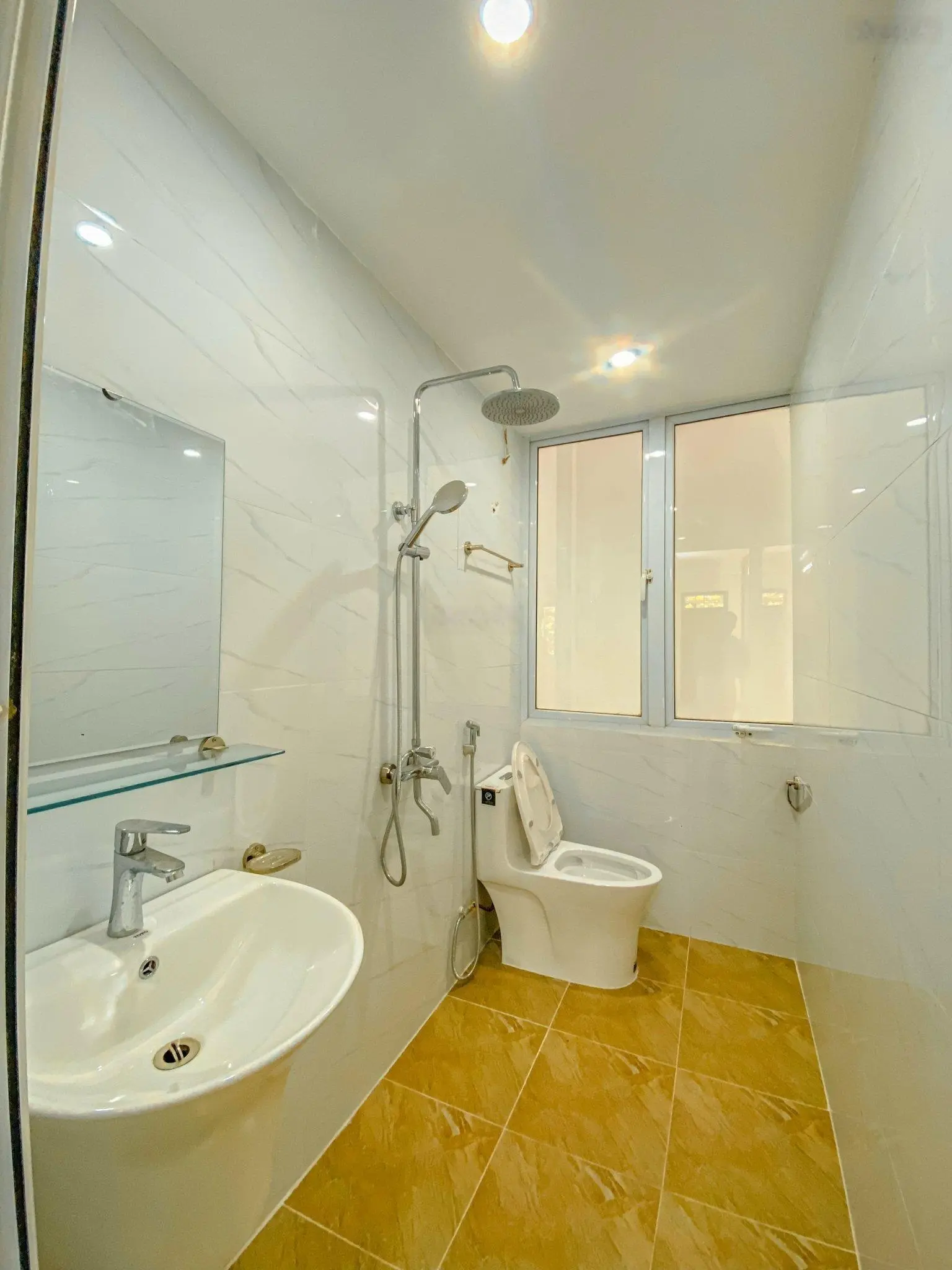 Bán nhà Ngọc Hồi - Thanh Trì 50m2x5T phân lô ô tô vào nhà khu dân trí cao giá chỉ có 4,5 tỷ