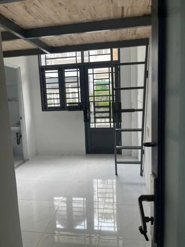 Bình Trị Đông, Lê Văn Quới, 4 tầng, 80m2, hẻm 6m, KD CHDV 10 phòng, ngộp bán 6 tỷ 250