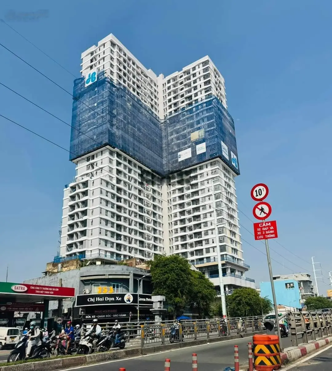 Bán gấp căn hộ 1PN 51m2 3tỷ450 bao gồm VAT, giá thật không ảo giá tốt nhất dự án hiện tại