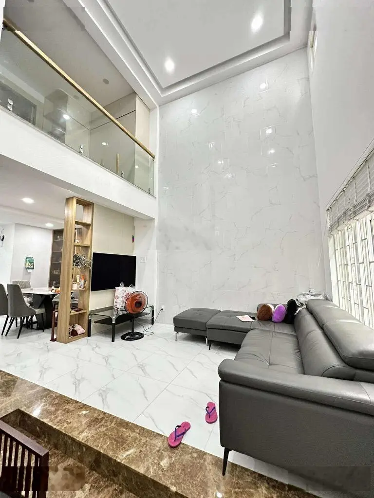 Khu nhà giàu Nguyễn Trọng Tuyển, 62m2, ngang 6m, tặng full nội thất, 7 tỷ nhỉnh