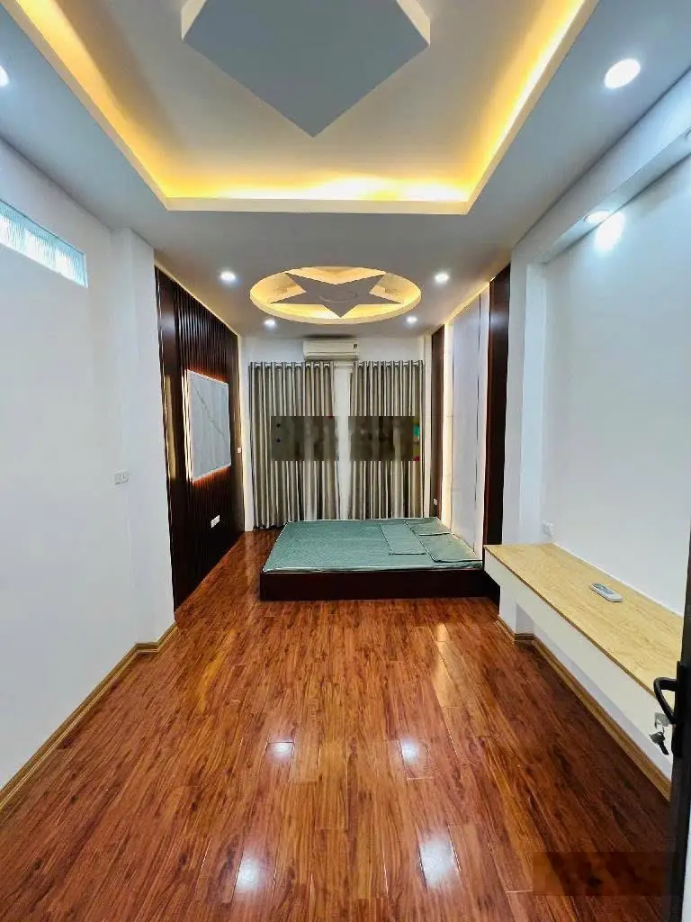 Bán nhà Kim Mã, nhà đẹp, thiết kế tỉ mỉ, sang trọng, tặng full nội thất. 33m2 5 tầng
