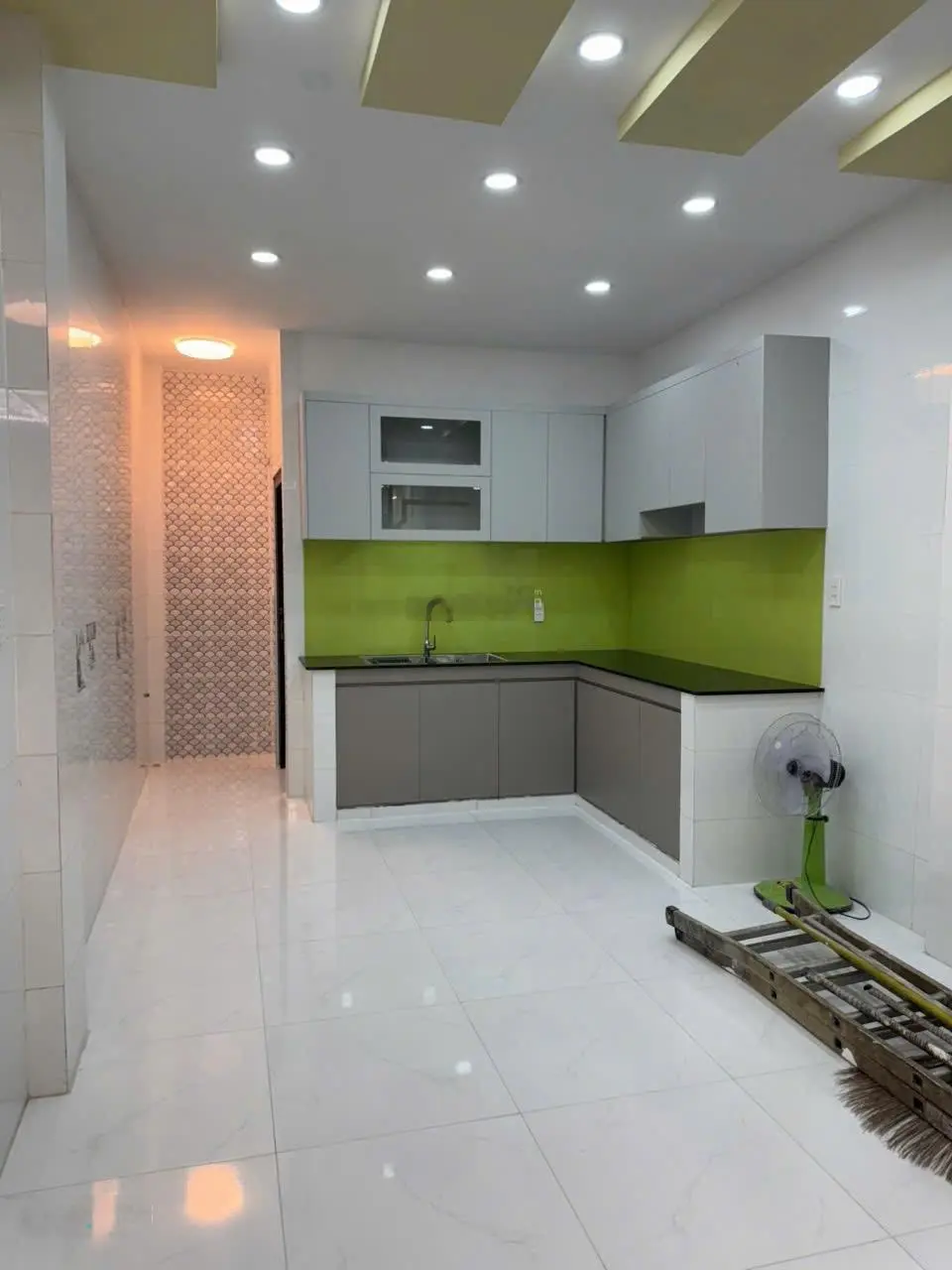Bán nhà đẹp ở ngay 45m2, 2 tầng đường Trần Văn Quang Quận Tân Bình giá chỉ hơn 4 tỷ