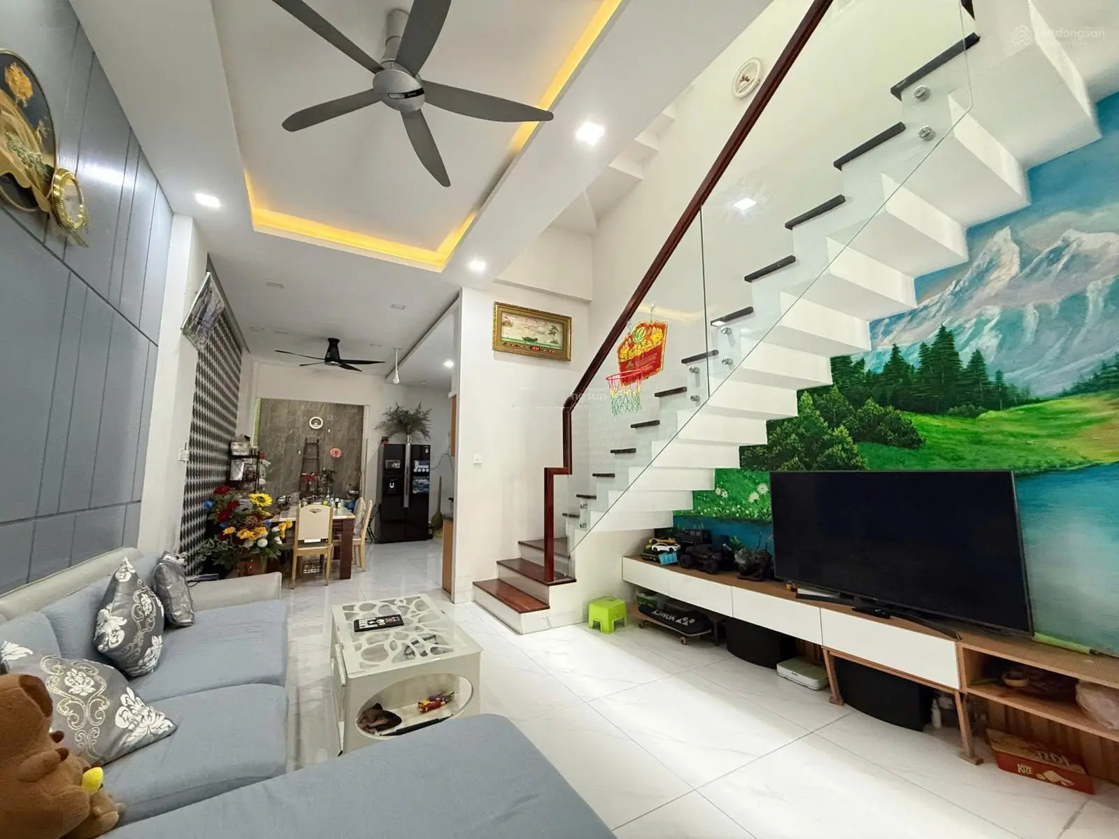 Nhà 3 tầng mới đẹp thiết kế hiện đại, Phường Phước Hoà chỉ 7.8 tỷ full nội thất/ lh 0931800111