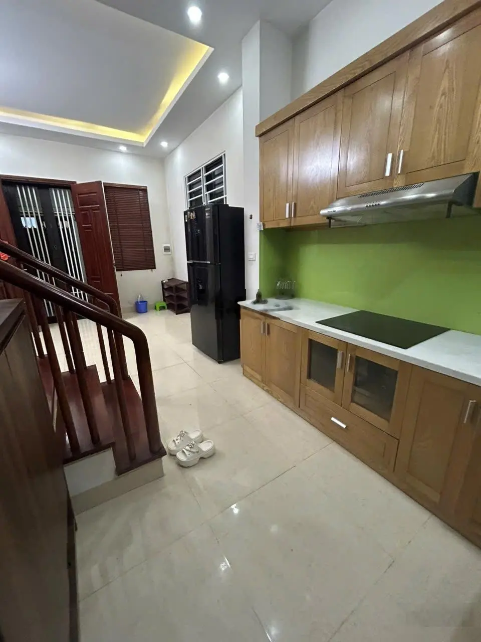 Chính chủ bán nhà Nguyễn Trí Thanh, Đống Đa, Hà Nội: ĐT 35mx5 tầng căn góc nhỉnh 6 tỷ
