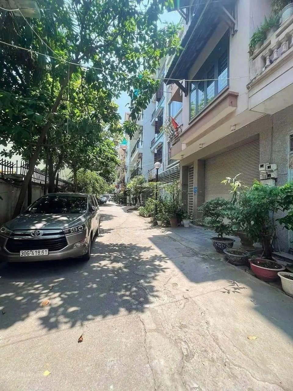 Bán BT liền kề Nguyễn Văn Huyên, Cầu Giấy.Dt 92 m2, 4 tầng , MT= 5,8 m, SĐCC , giá 26,9 tỷ.