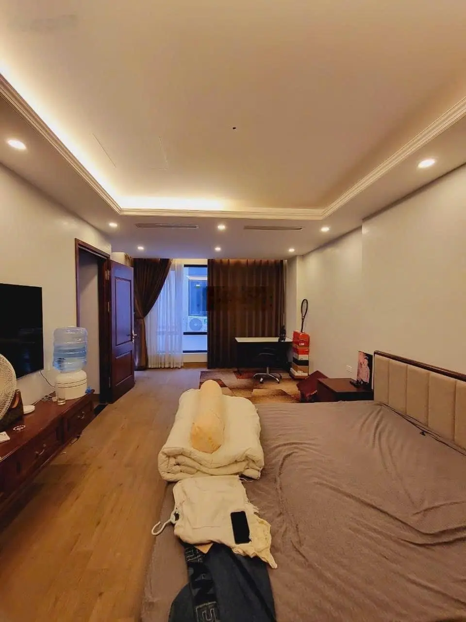 Chính chủ bán nhà Tôn Đức Thắng - ngõ ô tô tránh - ô vào nhà - 70m2 - MT6m giá chỉ hơn 200tr/m2.