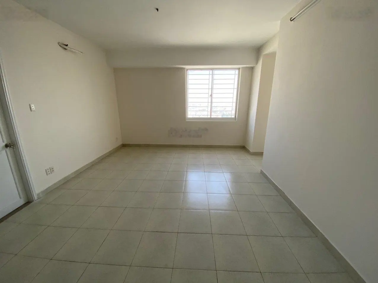 Thu Trúc- Bán căn hộ Phú Mỹ Thuận. DT 95m2, 2PN, ở ngay, thanh toán 1.316 tỷ, không thương lượng