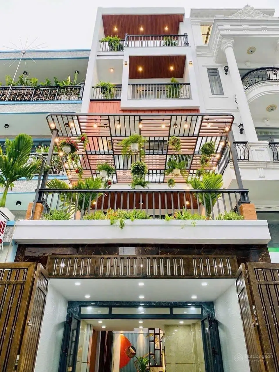 Nhà đường số 22, Hiệp Bình Chánh, Thủ Đức. DT 68m2 - 3 lầu. Giá 3 tỷ 250. Gần Haidilao GiGaMall
