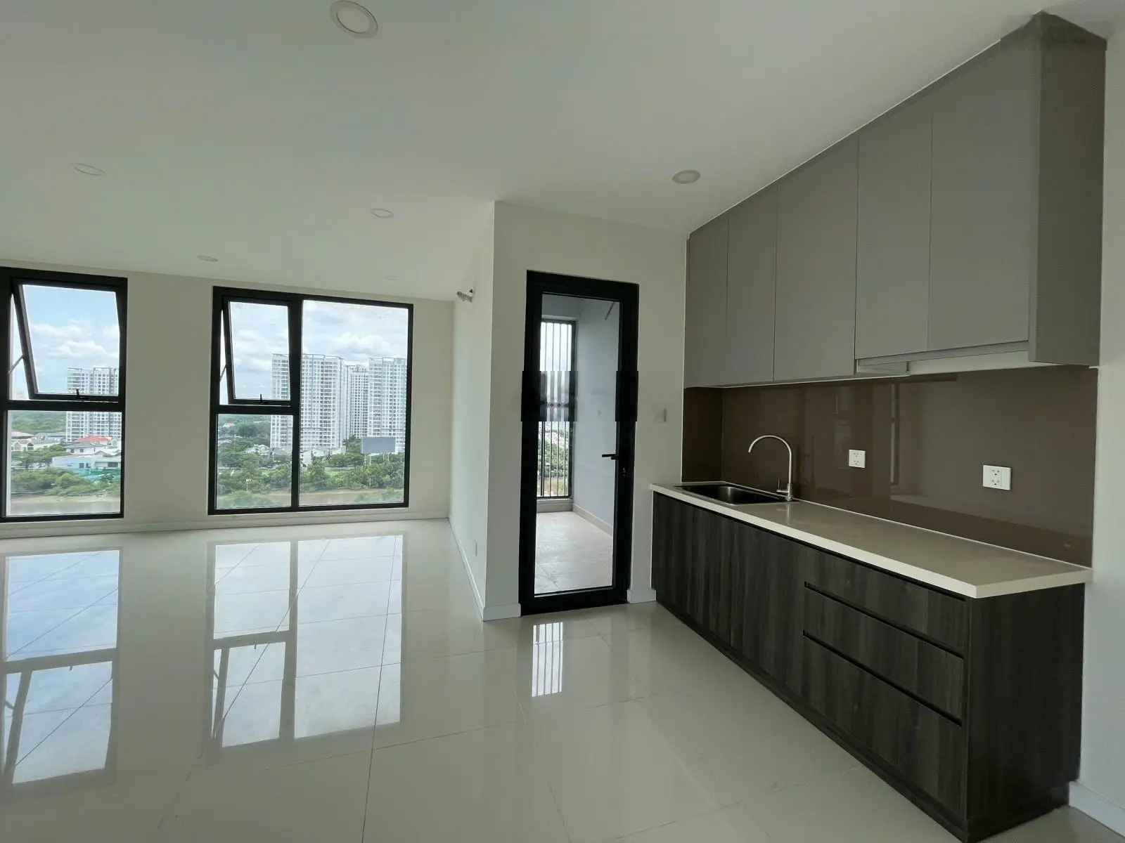 Sang nhượng CH OT 37m2 view nguyễn văn linh dự án Lavida Plus quận 7 giá net 1,87 tỷ Lh 0938 677 ***