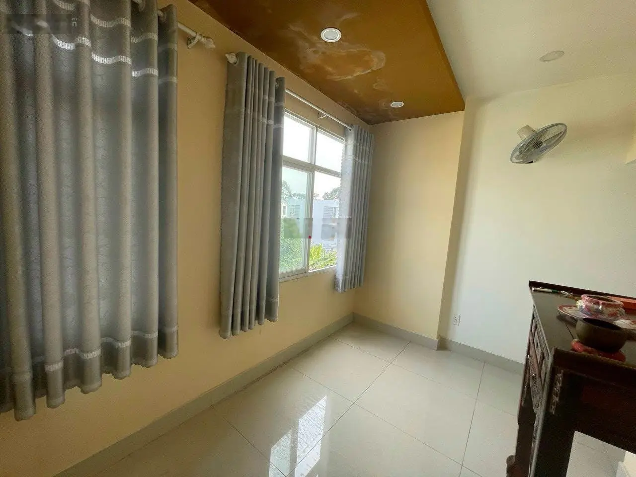 Chính chủ gửi bán căn nhà Mt đường 28 ra lê văn thịnh phường cát lái. Q2. Tp thủ Đức