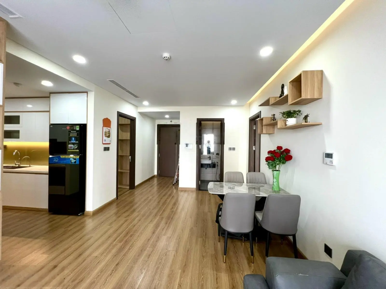 Gia chủ rất cần bán căn hộ tại Green Park Dương Đình Nghệ, DT 99m2 3pn giá 46tr/m2, LH 0336 730 ***