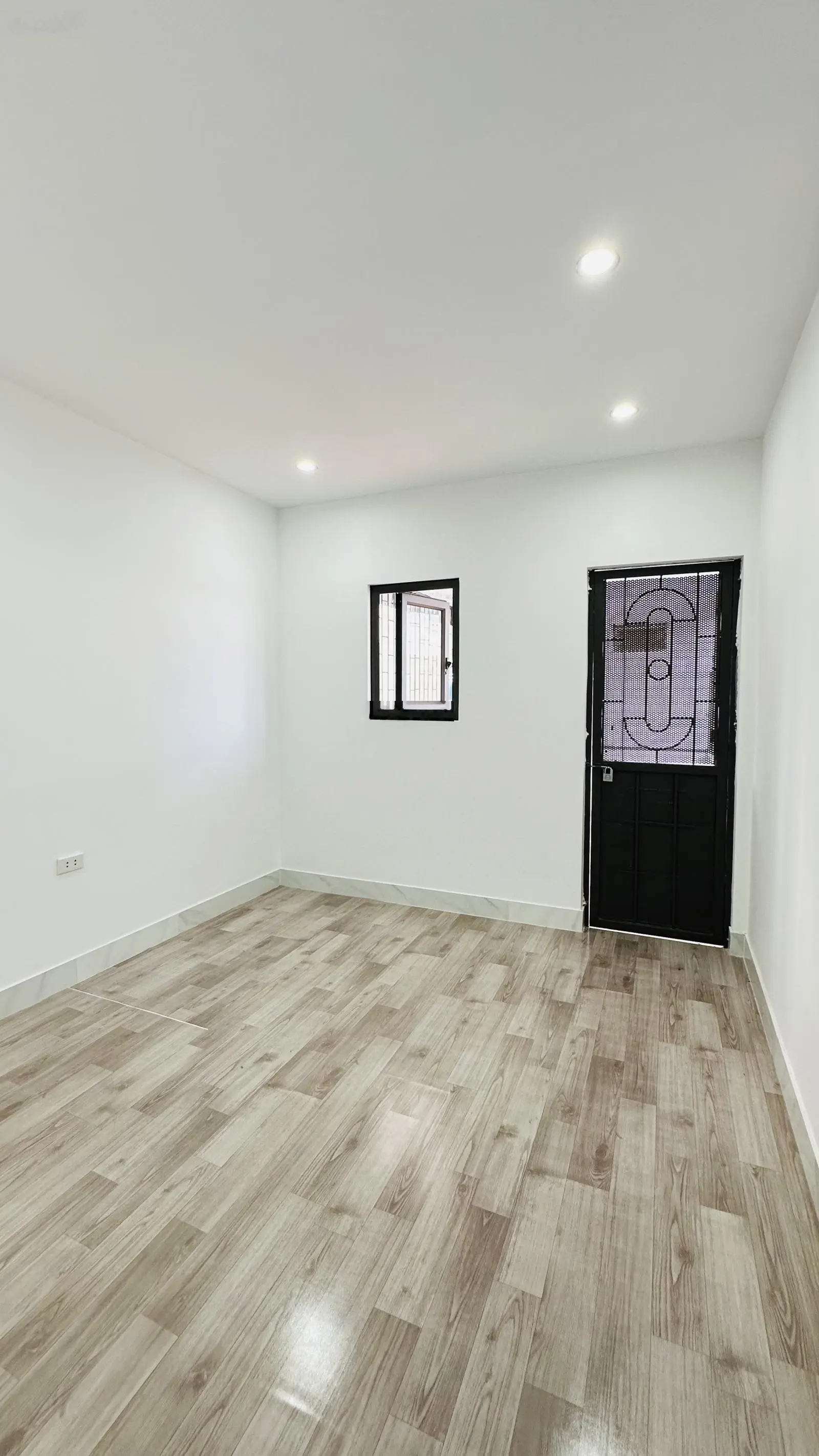 Hiếm!! hơn 5 tỷ - nhà đẹp full nội thất vào ở luôn - phố minh khai - 40m ra ô tô - ngõ xe ba gác