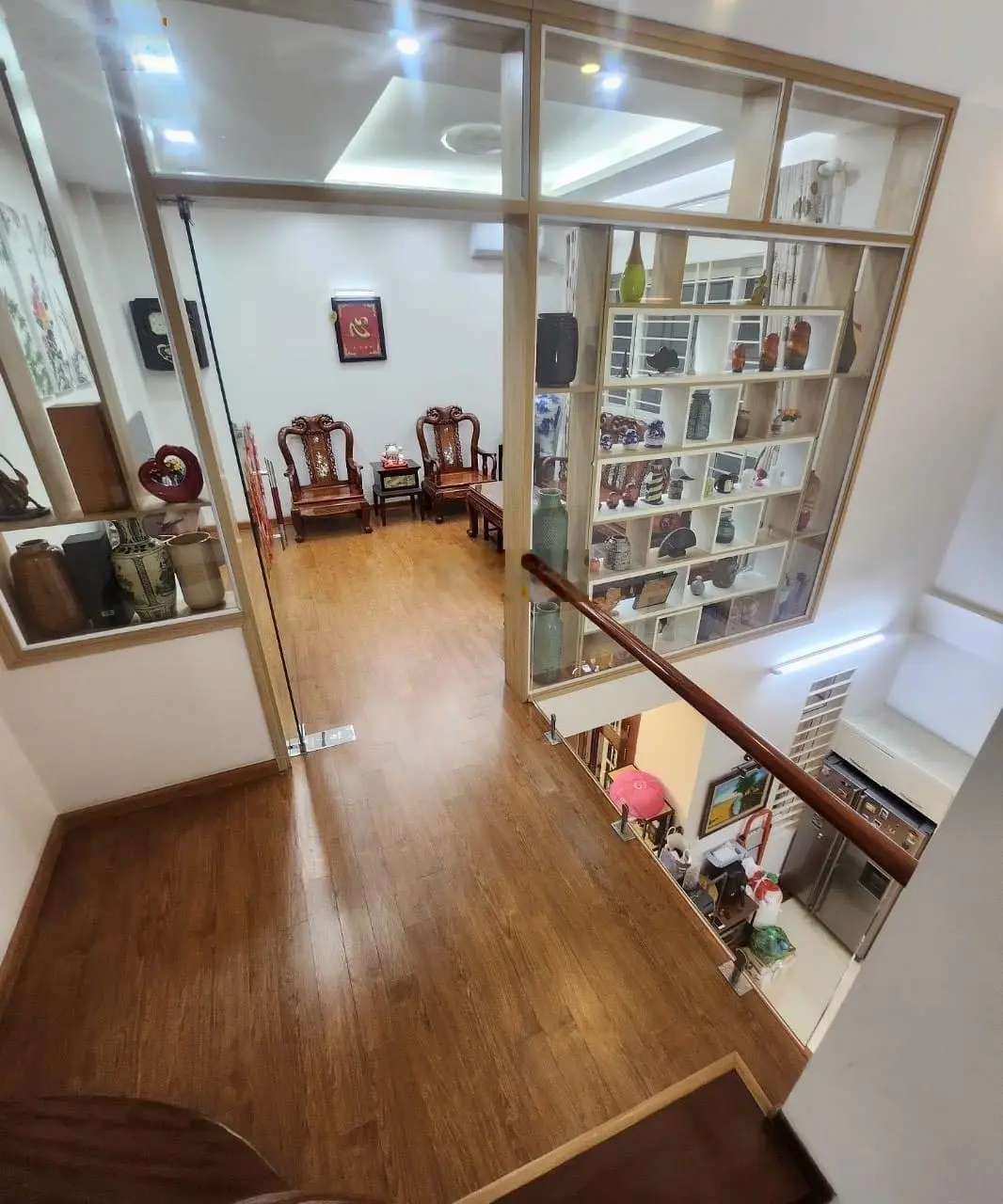 Đây rồi! Nhà đẹp ở ngay 57m2 - 5 tầng - MT 4m - Lạc Long Quân, Tây Hồ - 50m ô tô tránh - chỉ 7.2 tỷ
