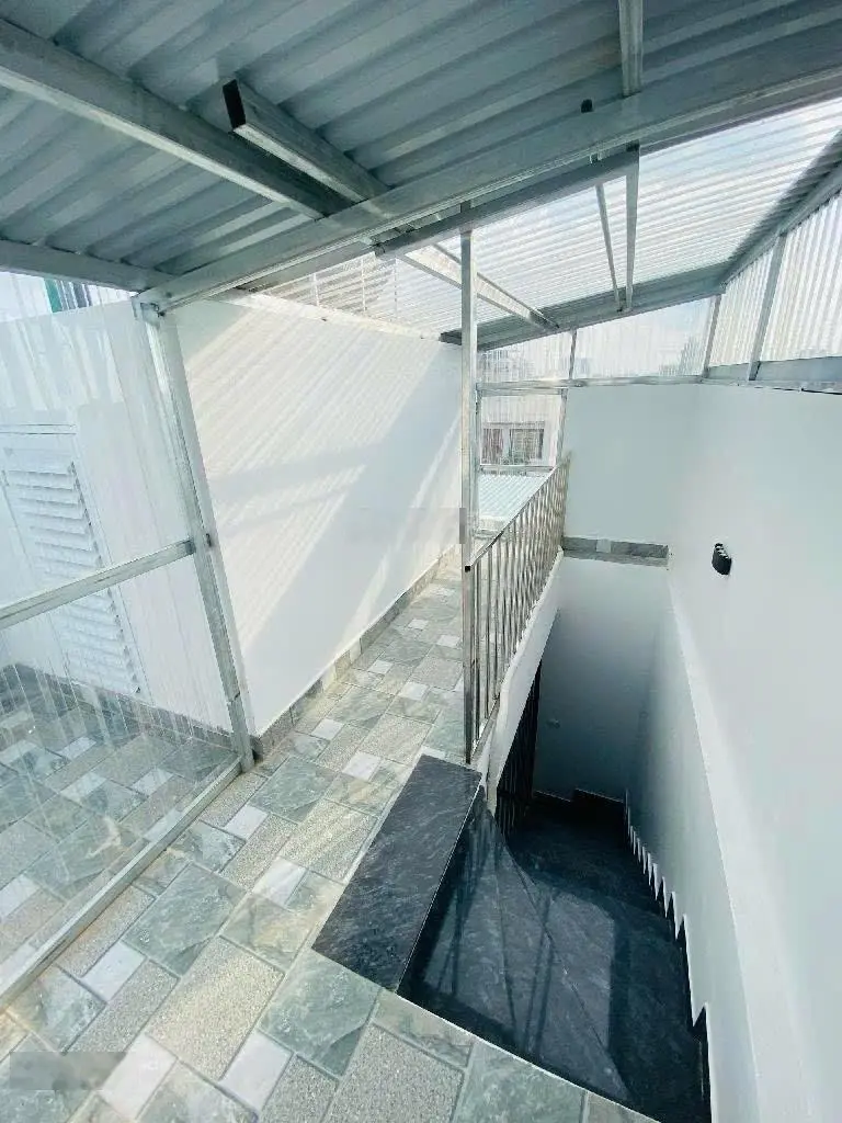 Bán CHDV, CC mini Đức Diễn, 50m2, 8p khép kín, tháng máy, dòng tiền 40tr/1T. 10m oto, 9 tỷ có TL