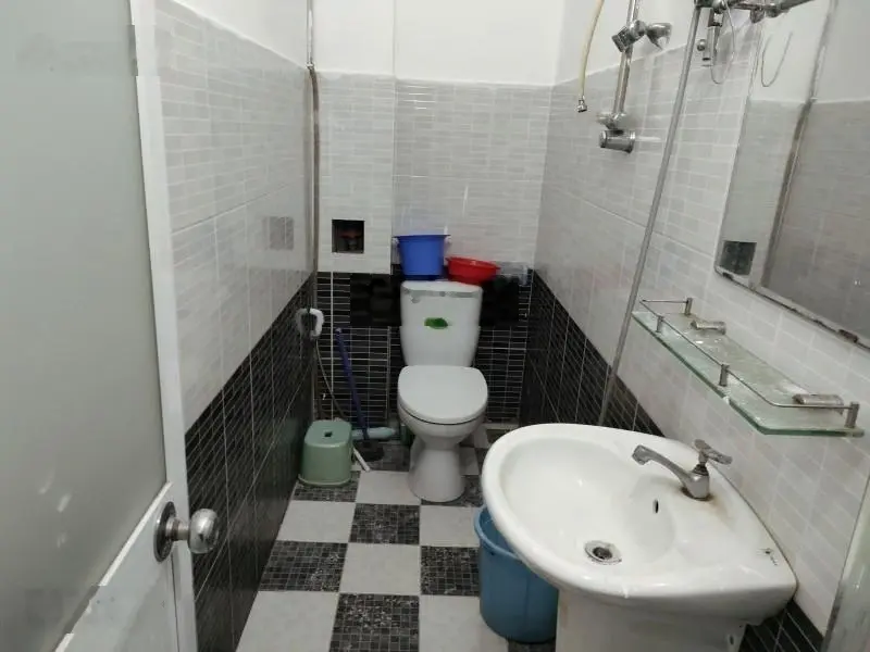 Tin thật: Nhà 3 tầng hoàn công, hẻm xe hơi, Đường 8, Linh Xuân, Thủ Đức
