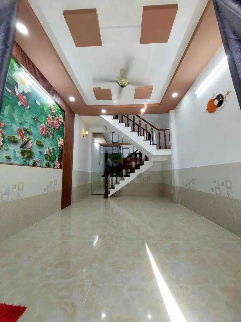 Bán Gấp Nhà SHR 4x16,3 lầu,4tỷ350tr,Trương thị hoa ,metro,q12