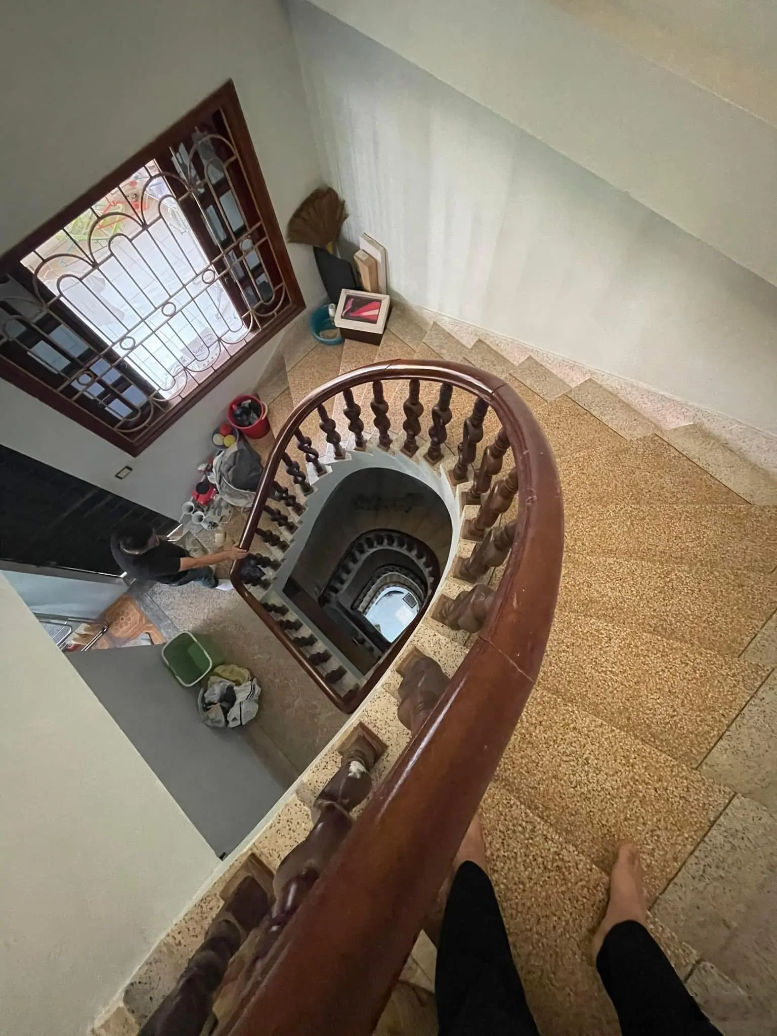 Bán Nhà phố 8/3 , Hai Bà Trưng . DT 54m2 6T Mặt tiền 12m. giá : 16 tỷ. LH :0383 426 ***