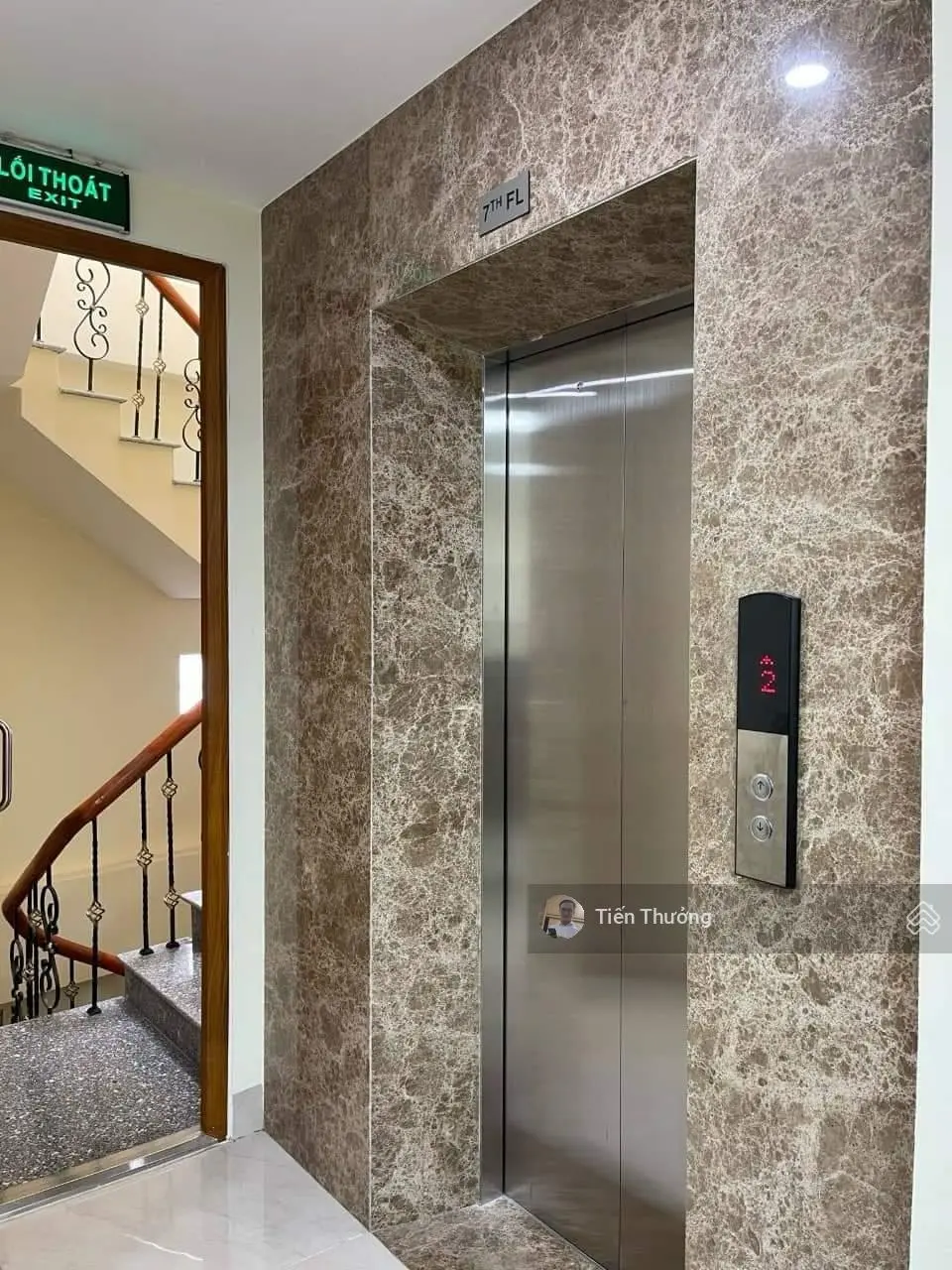 Cần bán gấp! Tòa nhà 9 tầng thang máy mặt phố Nguyễn Khả Trạc - Cầu Giấy 70m2 MT 4,5m giá cực tốt