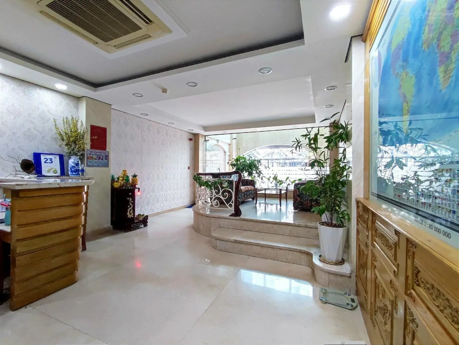 Bán Biệt Thự The Victoria - Thuộc Dự Án Vinhomes Golden River , Quận 1. DT = 225m2: