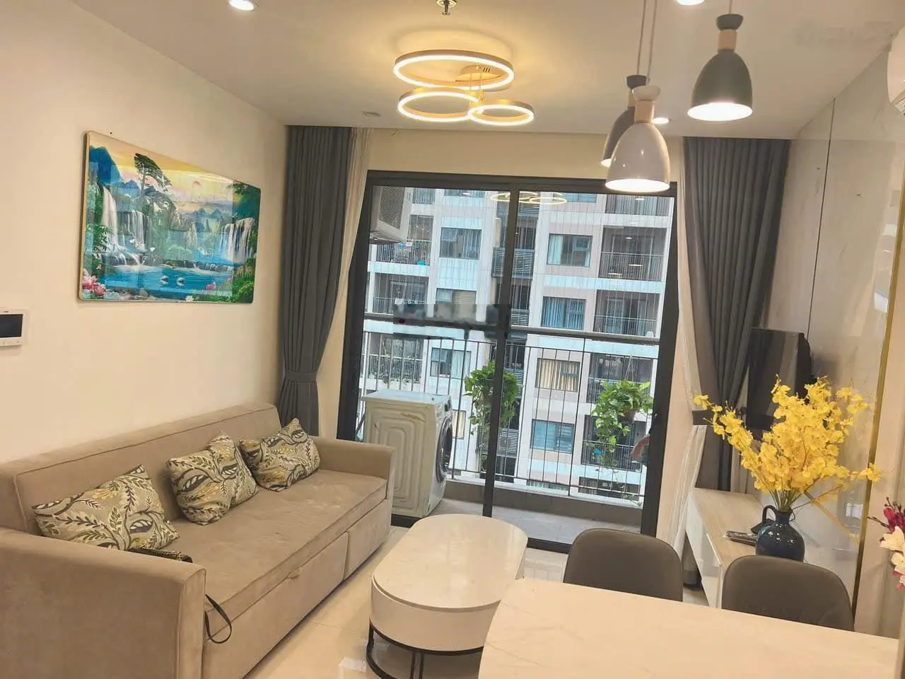 Không có nhu cầu sử dụng chủ nhà gửi bán căn hộ 1PN+1 47m2 chỉ với 2,1 tỷ tại Vinhomes Ocean Park