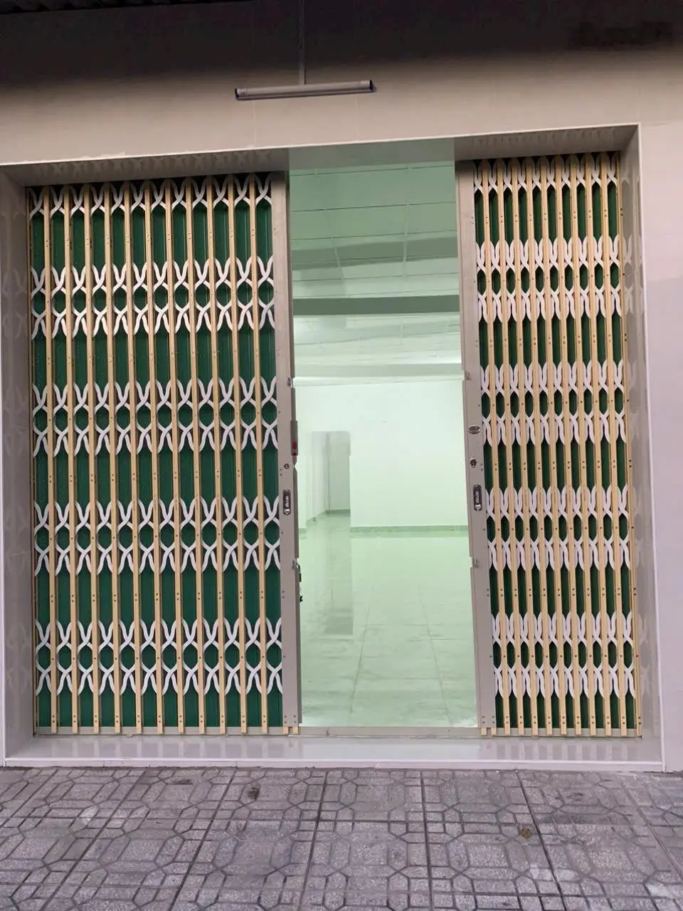 Cần bán nhà mặt phố giá 2,6 tỷ VND tại Cà Mau, diện tích 80m2