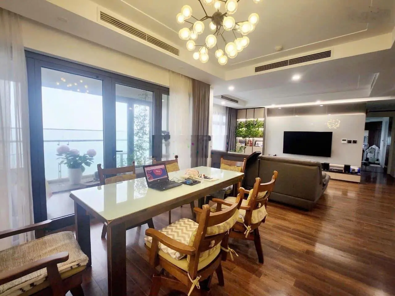 Bán căn 150m Park Premium Ecopark có thang máy riêng view sân golf giá chỉ 10 tỷ Liên hệ 0862 292 ***