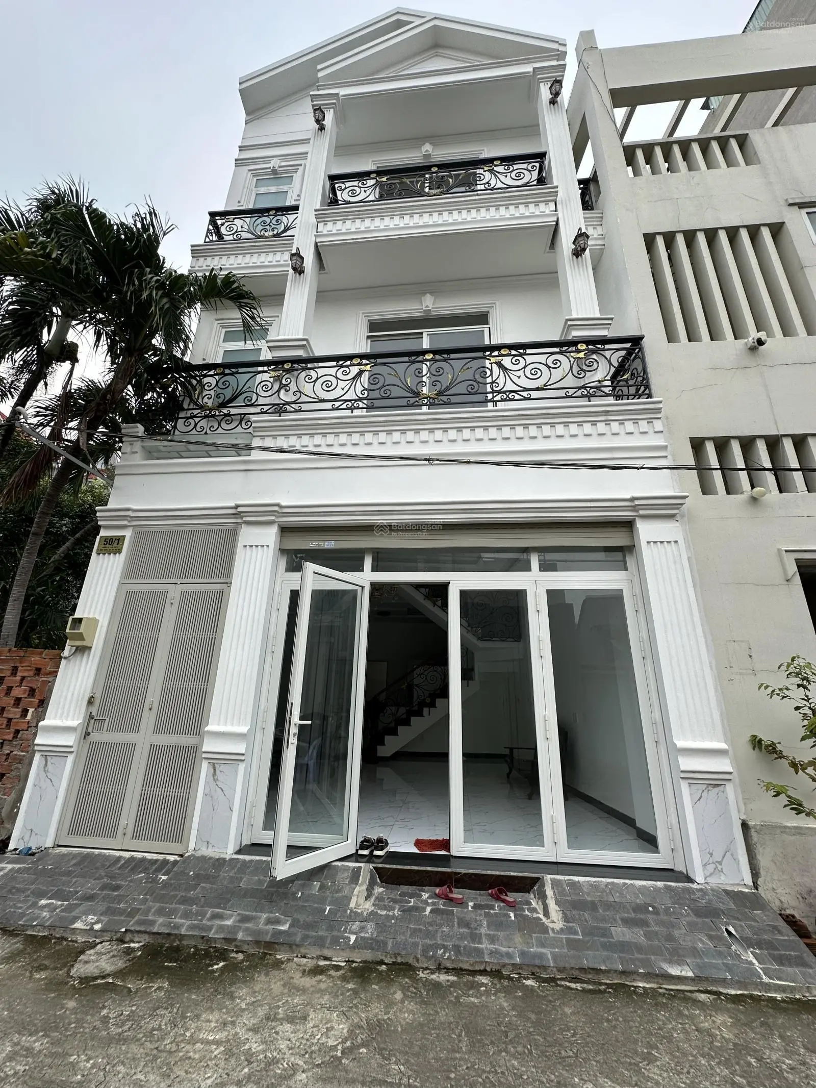 Bán nhà mới 100% hẻm ô tô phường BTT. TP Thủ Đức. Giá 7,9 tỷ
