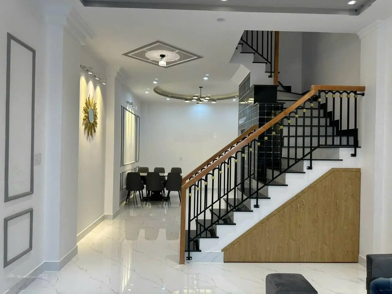 Bán gấp giá 3tỷ090 sổ sẵn cầm tay, nhà Phan Thúc Duyện, P4, Tân Bình 1T2L 63m2(4,5*14) cạnh sân bay